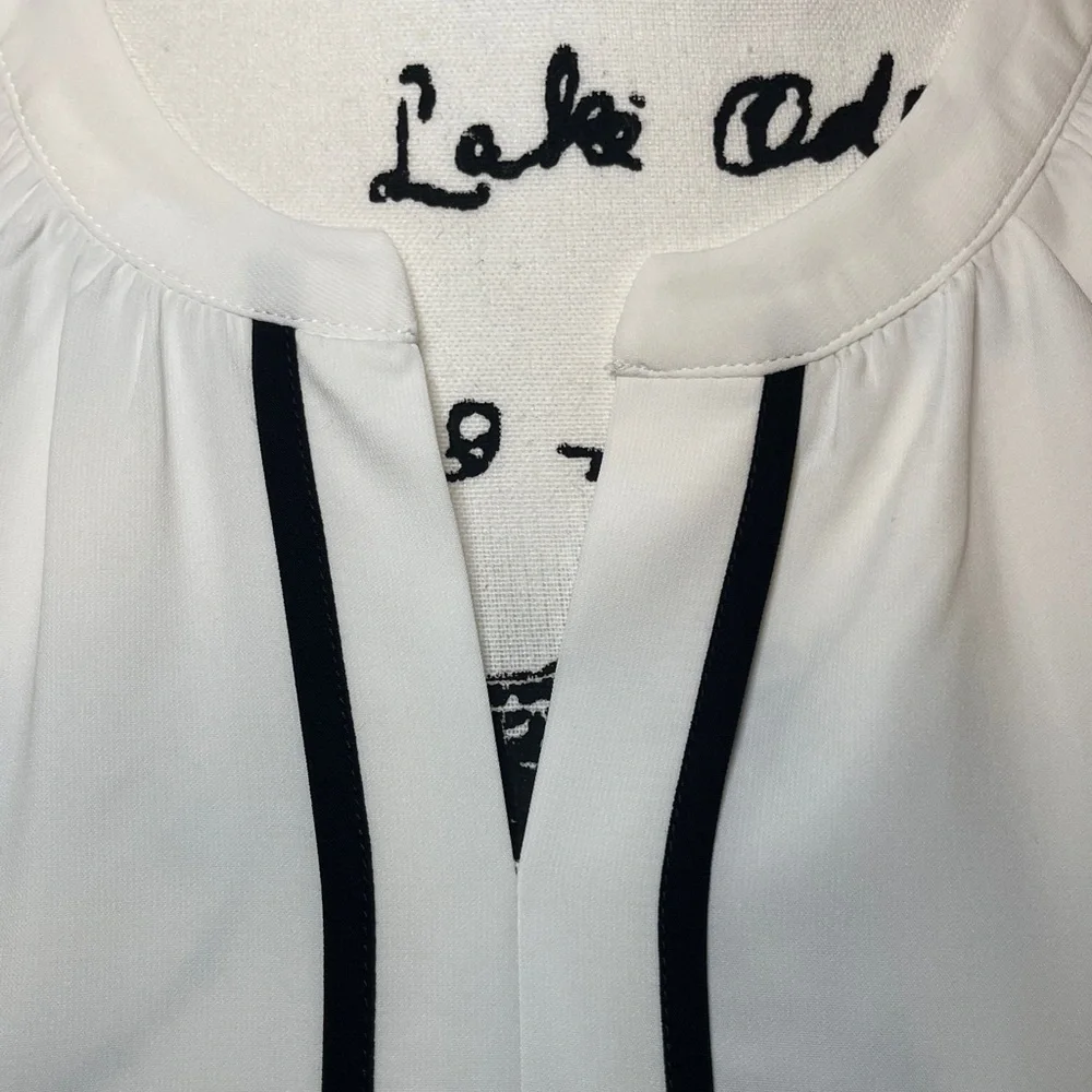 Calvin Klein Ivory Sleeveless Suit Shirt | Size M | NWT - Picture 6 of 9